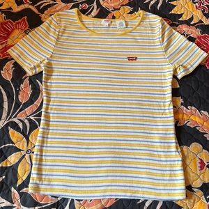 Levi’s Top!